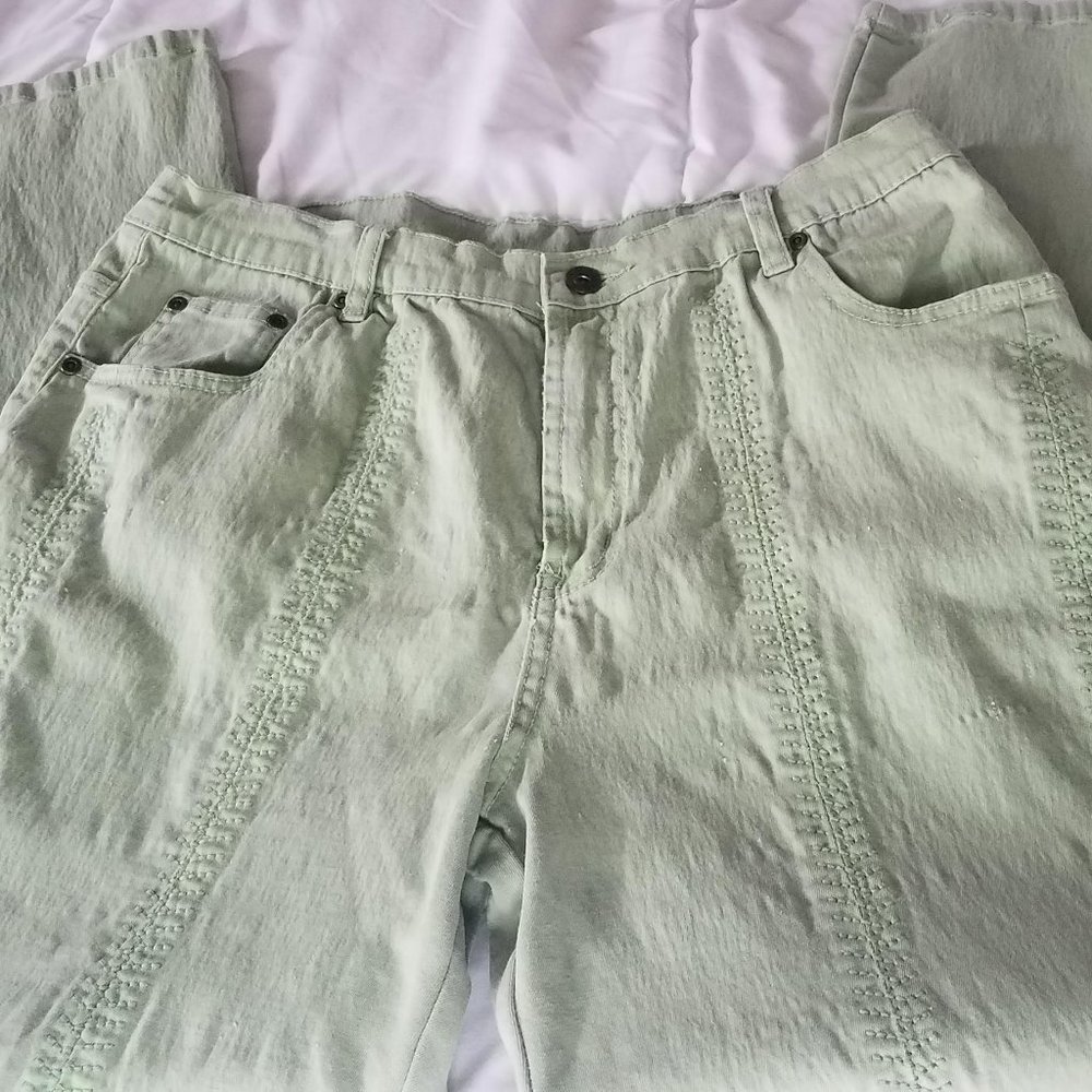 DG2 Diane Gilman Spring Sage Embroidered Jeans 14